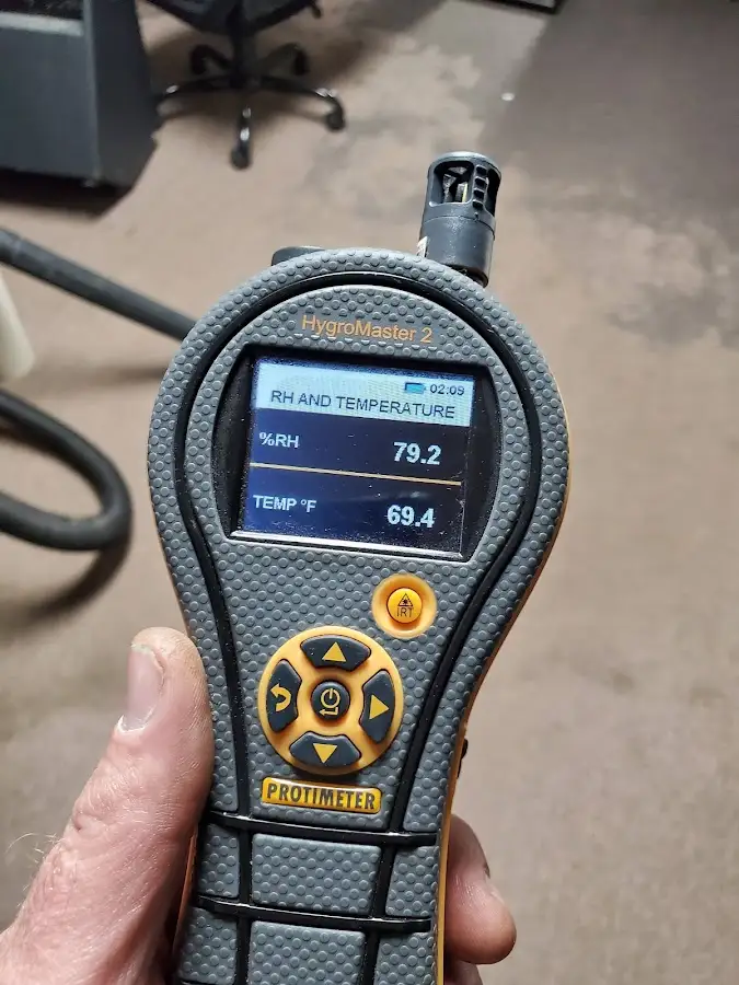 Moisture meter humidity assessment for Fire & Smoke Damage Restoration in Vernon Hills